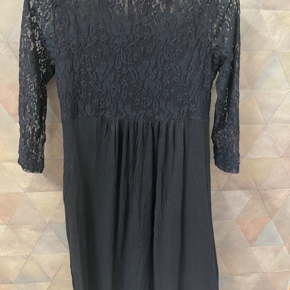 Beautiful black dress - Picture 5 of 6